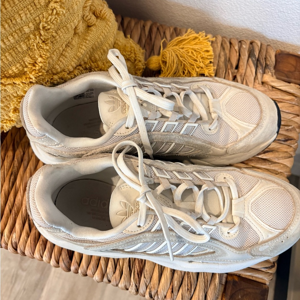 Adidas Ozmillen Women's Sneakers - Picture 2 of 4